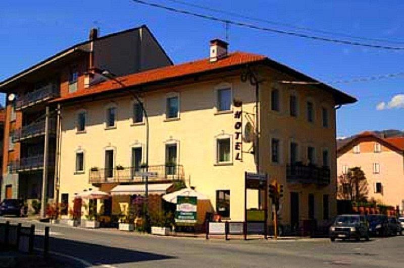 Hotel & Residence Corona Grossa Balangero Exterior foto